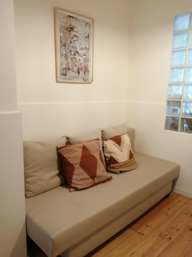 Apartamento Encantador Com Patio Лиссабон Экстерьер фото