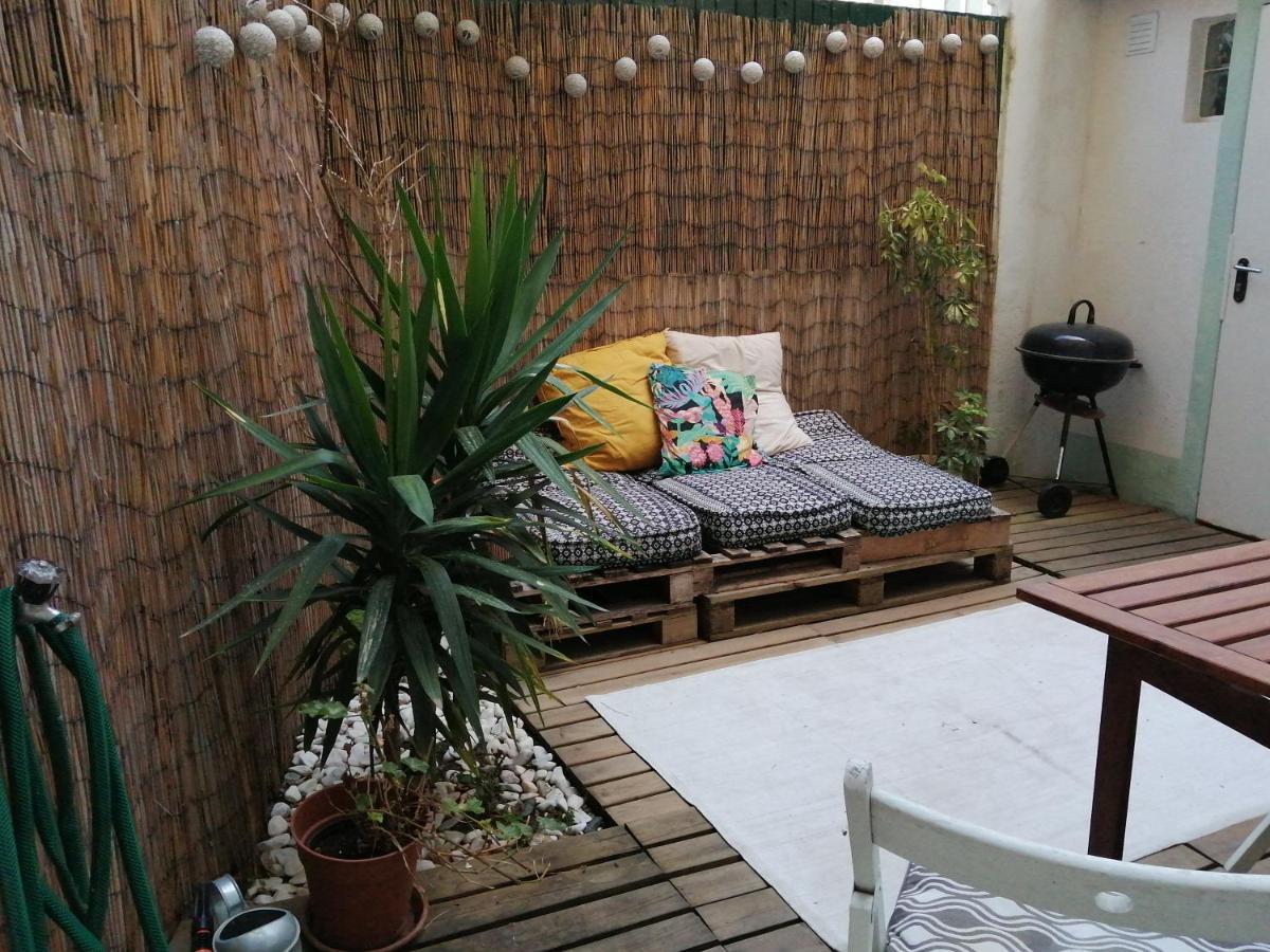 Apartamento Encantador Com Patio Лиссабон Экстерьер фото